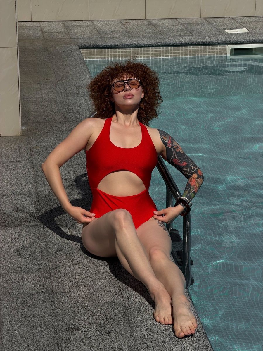 TSEYA Riviera One-Piece S Scarlet Carvico WBL-592 фото